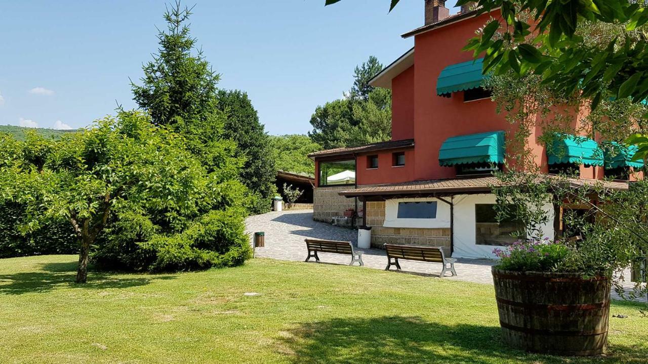 Agriturismo Ricciardelli Contrada (Campania) Exterior photo